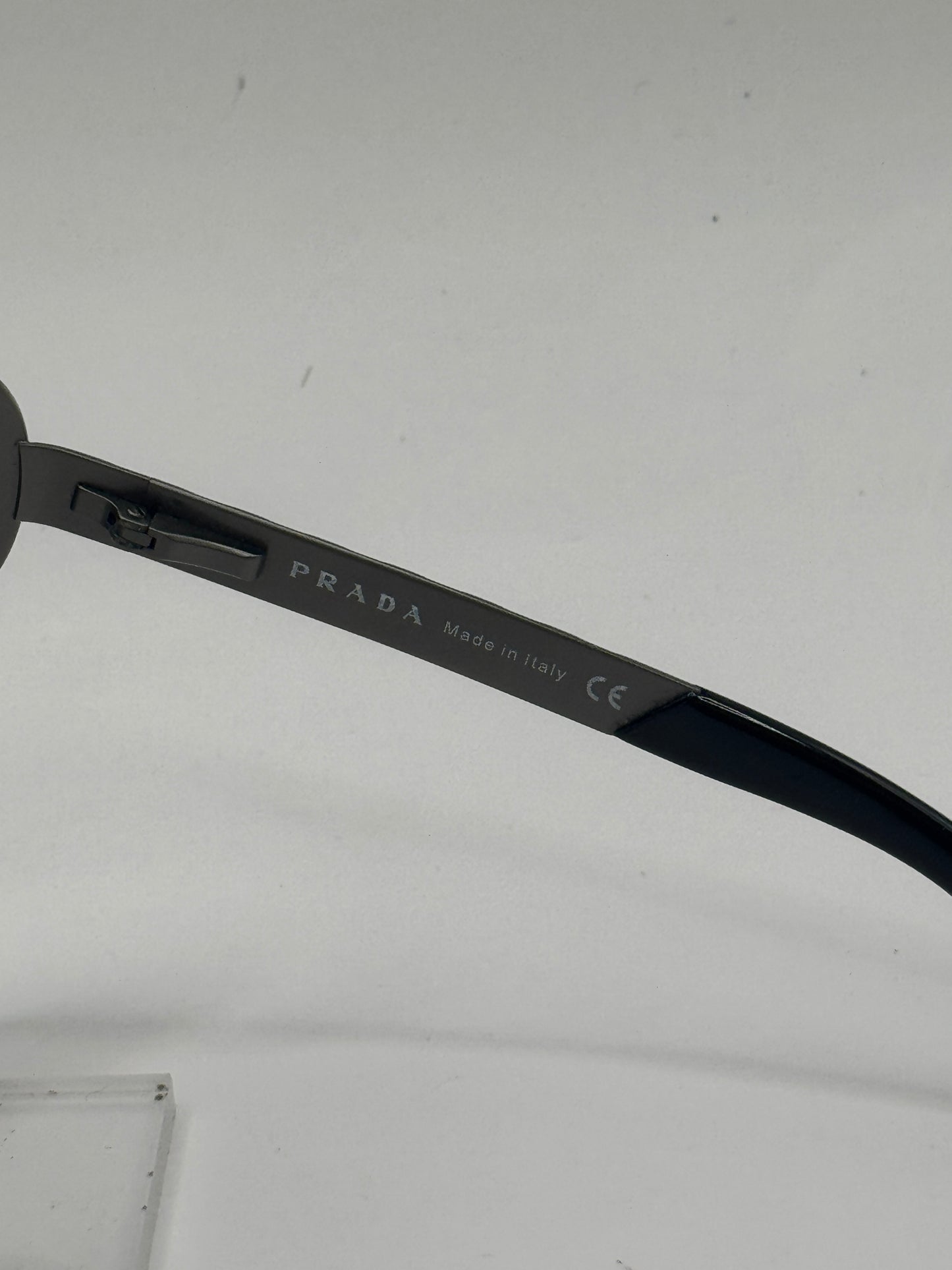 Prada Spr59i Sunglasses in color 5av1a1