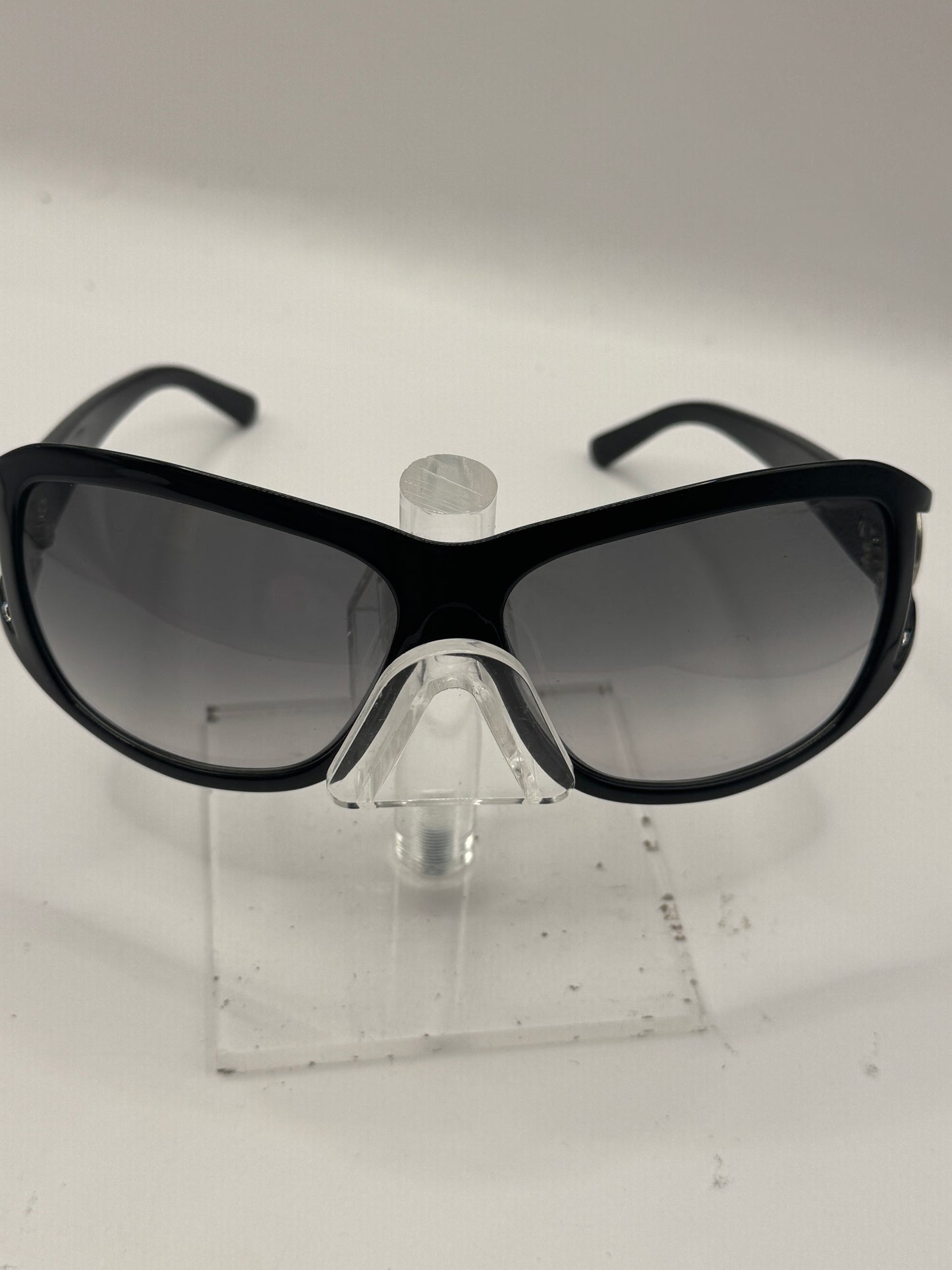 Marc Jacobs 068 Sunglasses in color D28
