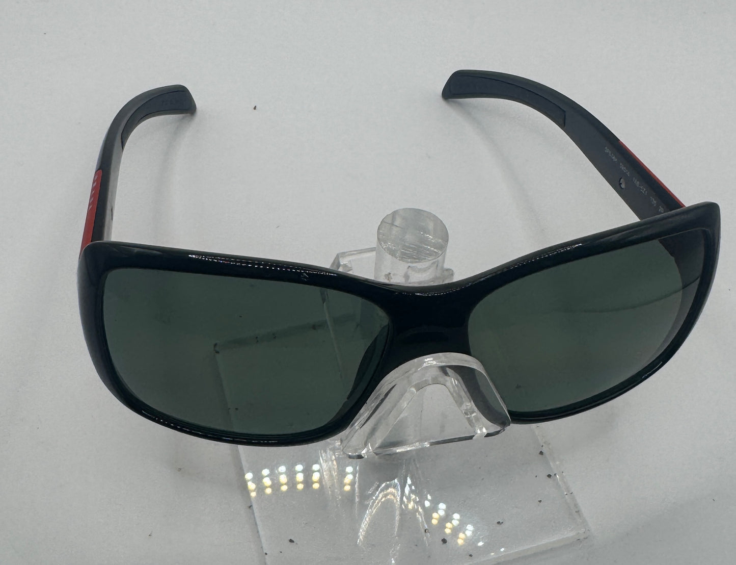 Prada Sps08h Sunglasses in color 1ab5z1