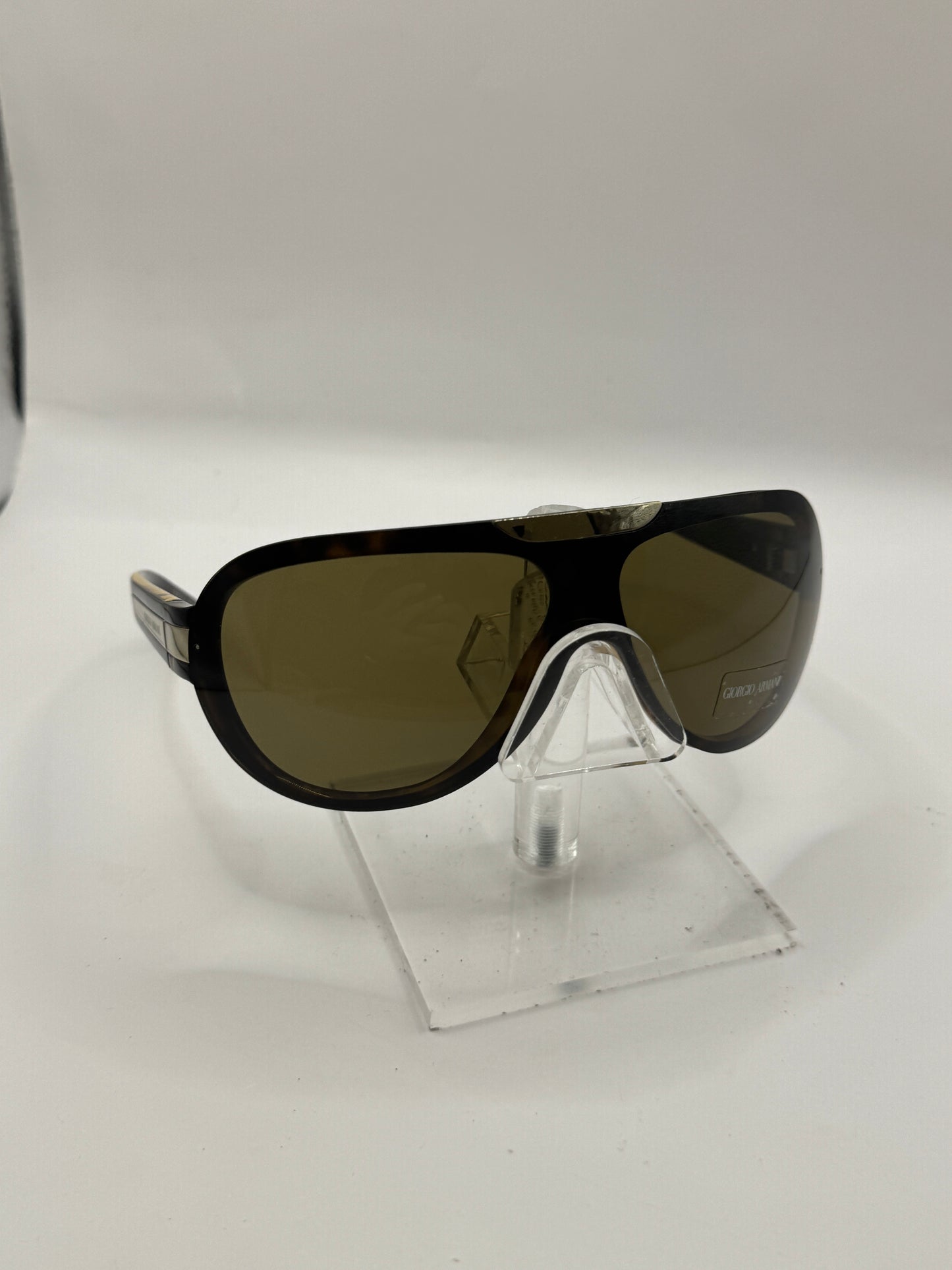 Giorgio Armani 595 Sunglasses in color V08q0