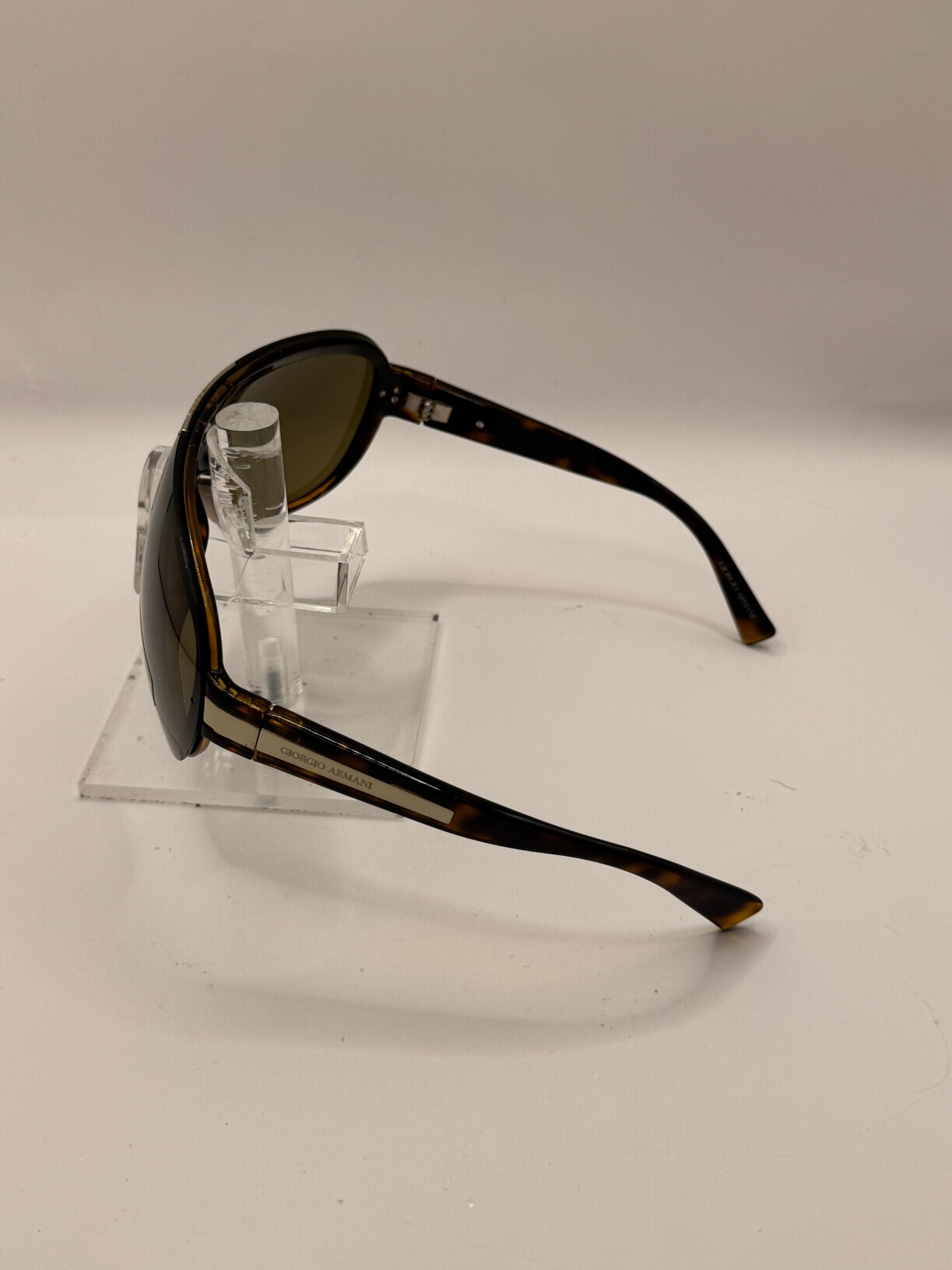 Giorgio Armani 595 Sunglasses in color V08q0