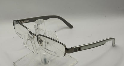 Gucci 1843 Eyeglasses in color Gsu00