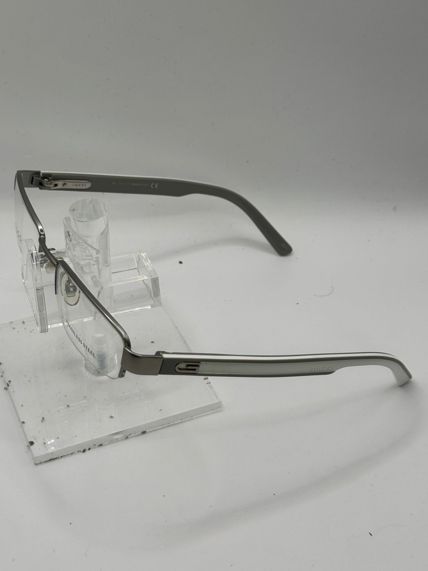 Gucci 1843 Eyeglasses in color Gsu00