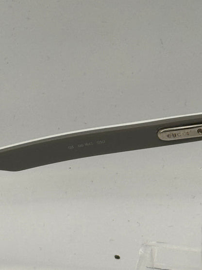 Gucci 1843 Eyeglasses in color Gsu00