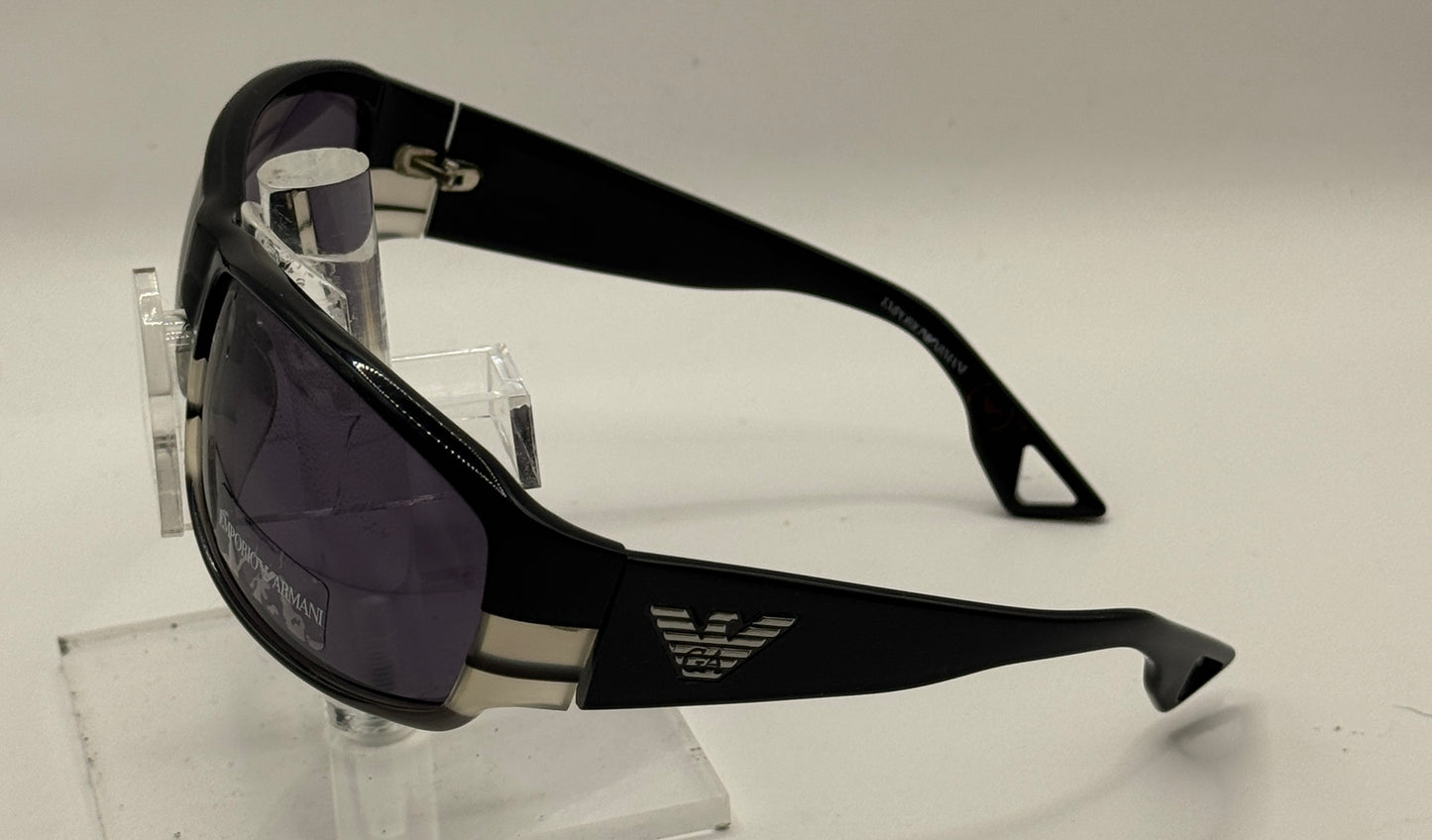 Emporio Armani 9482 Sunglasses in color Tjmy1