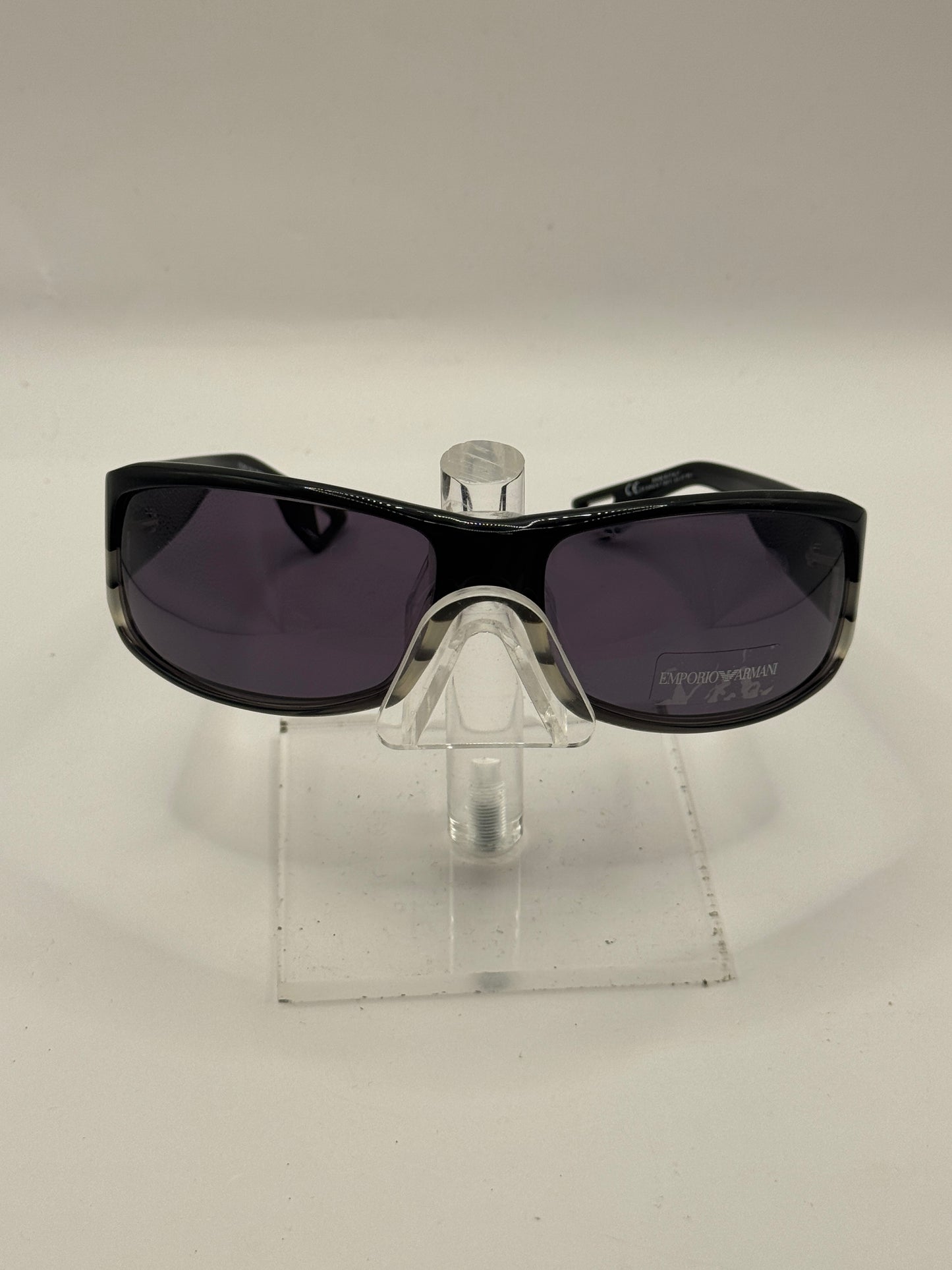 Emporio Armani 9482 Sunglasses in color Tjmy1
