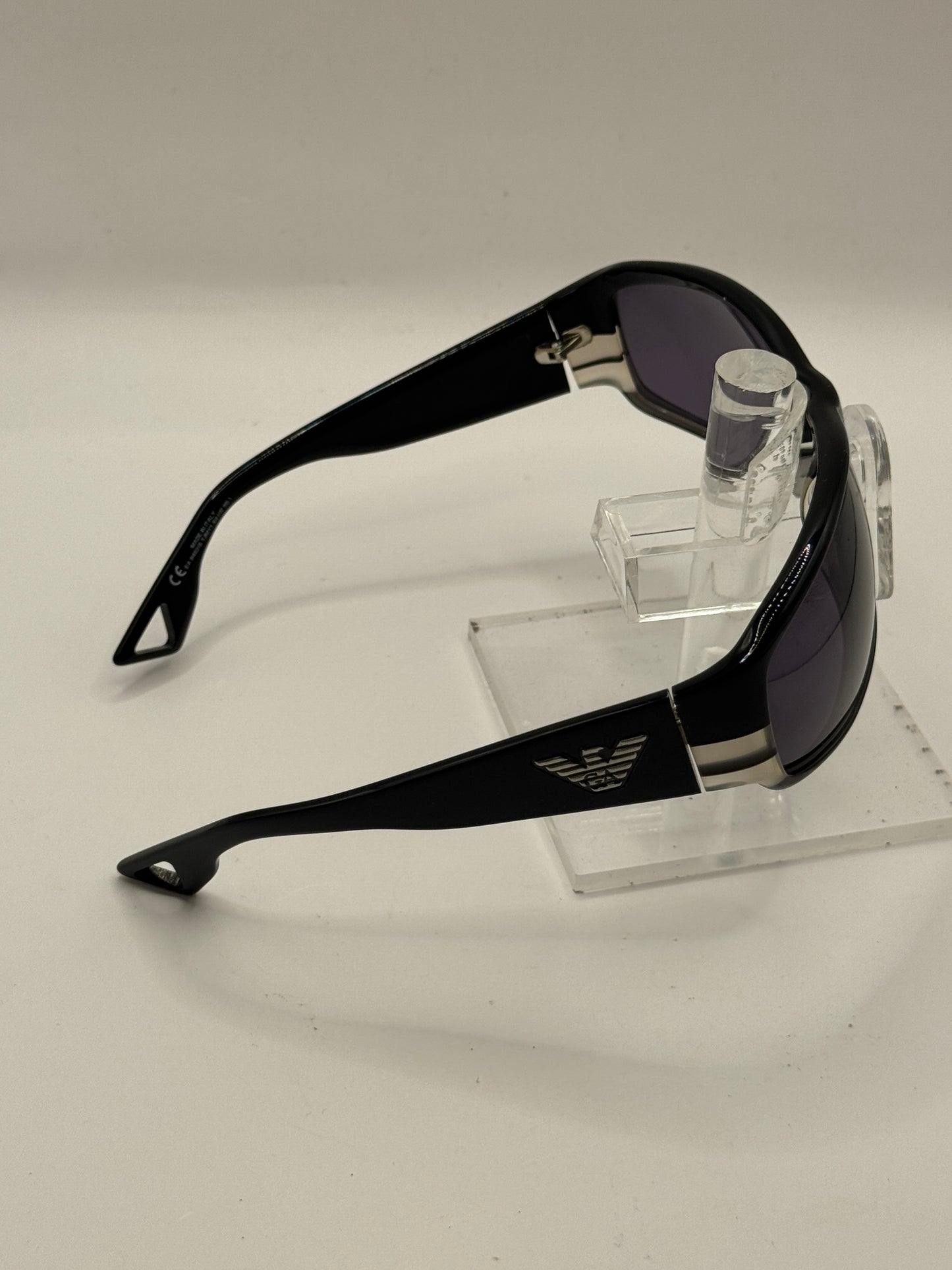 Emporio Armani 9482 Sunglasses in color Tjmy1