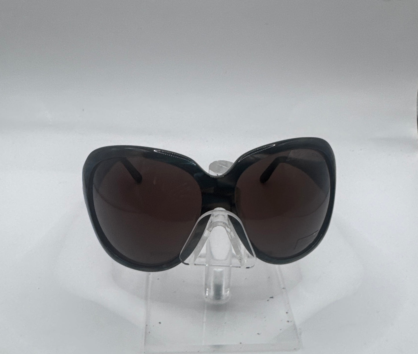 Tom Ford Sabine Tf65 Sunglasses in color T62