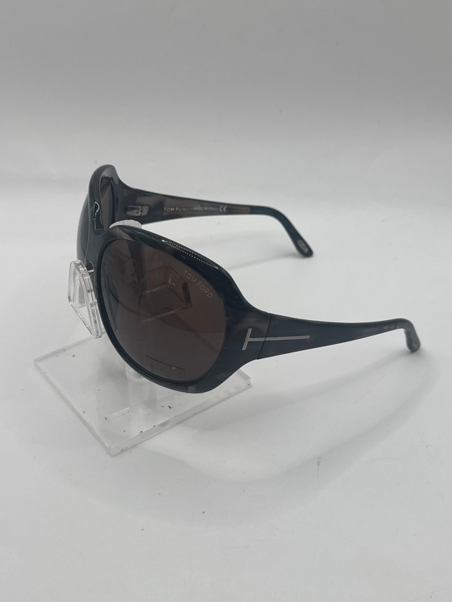 Tom Ford Sabine Tf65 Sunglasses in color T62