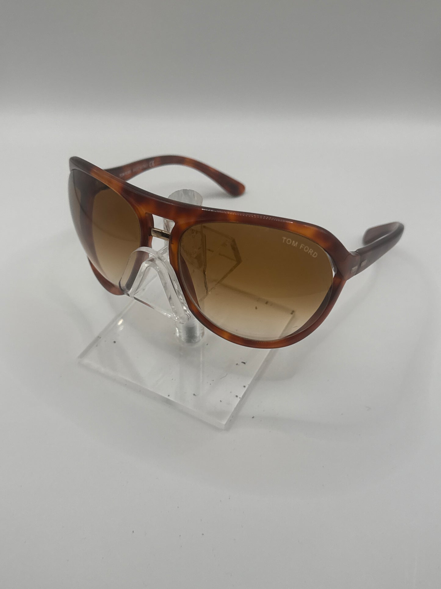 Tom Ford Milo Tf73 Sunglasses in color 116