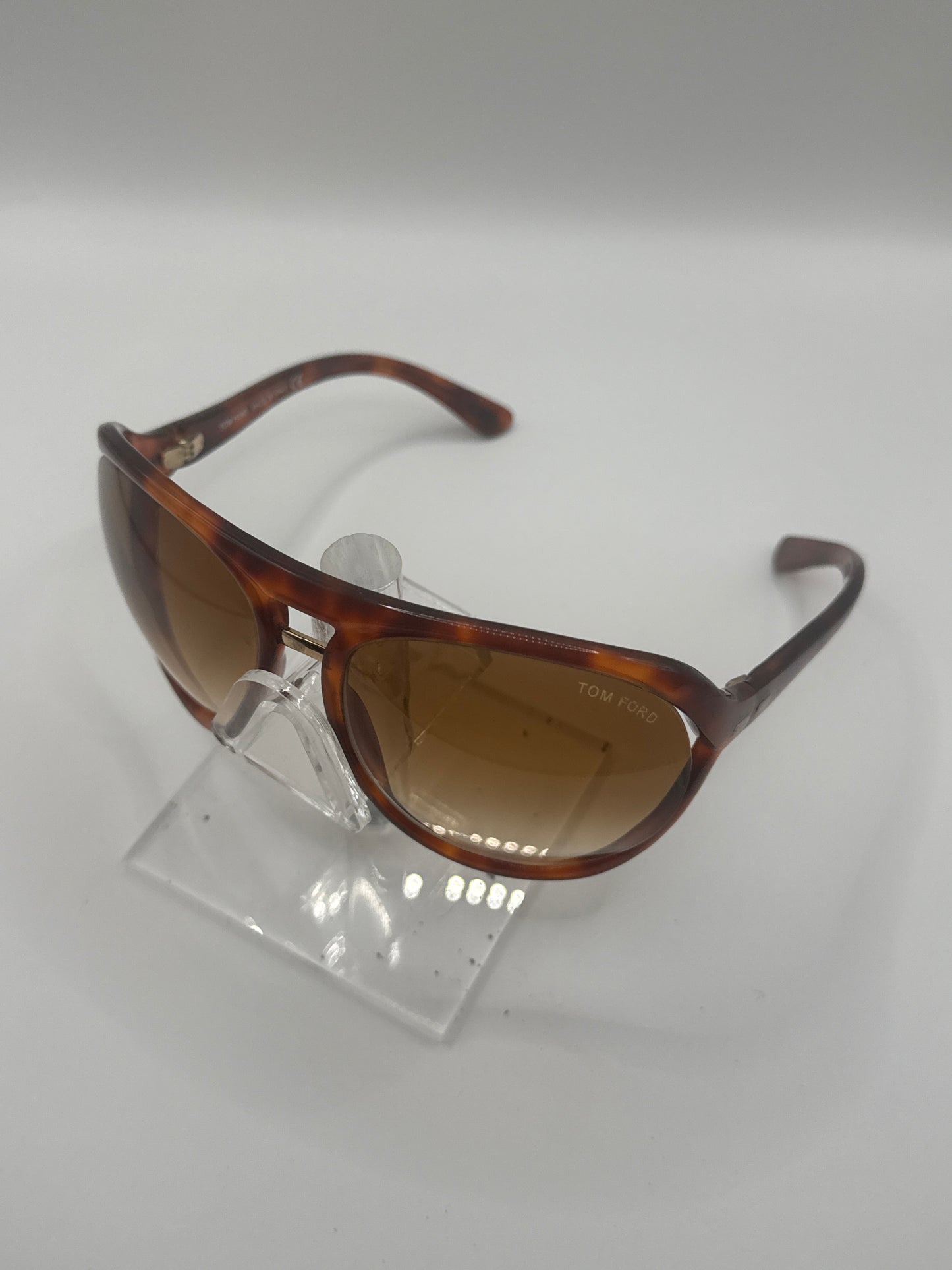 Tom Ford Milo Tf73 Sunglasses in color 116