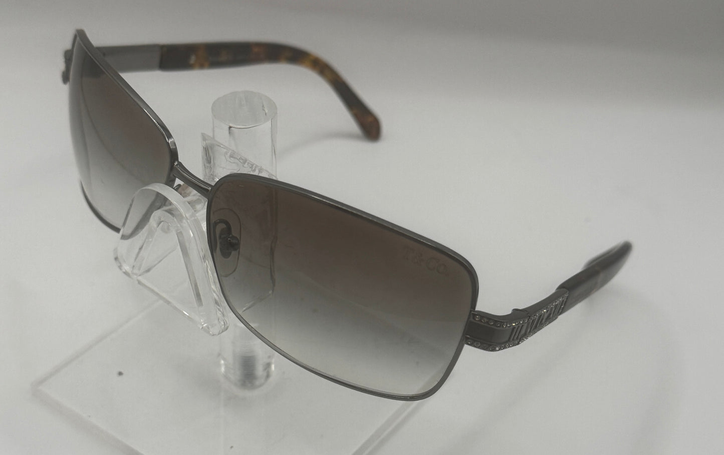 Tiffany 3001b Sunglasses in color 60033m