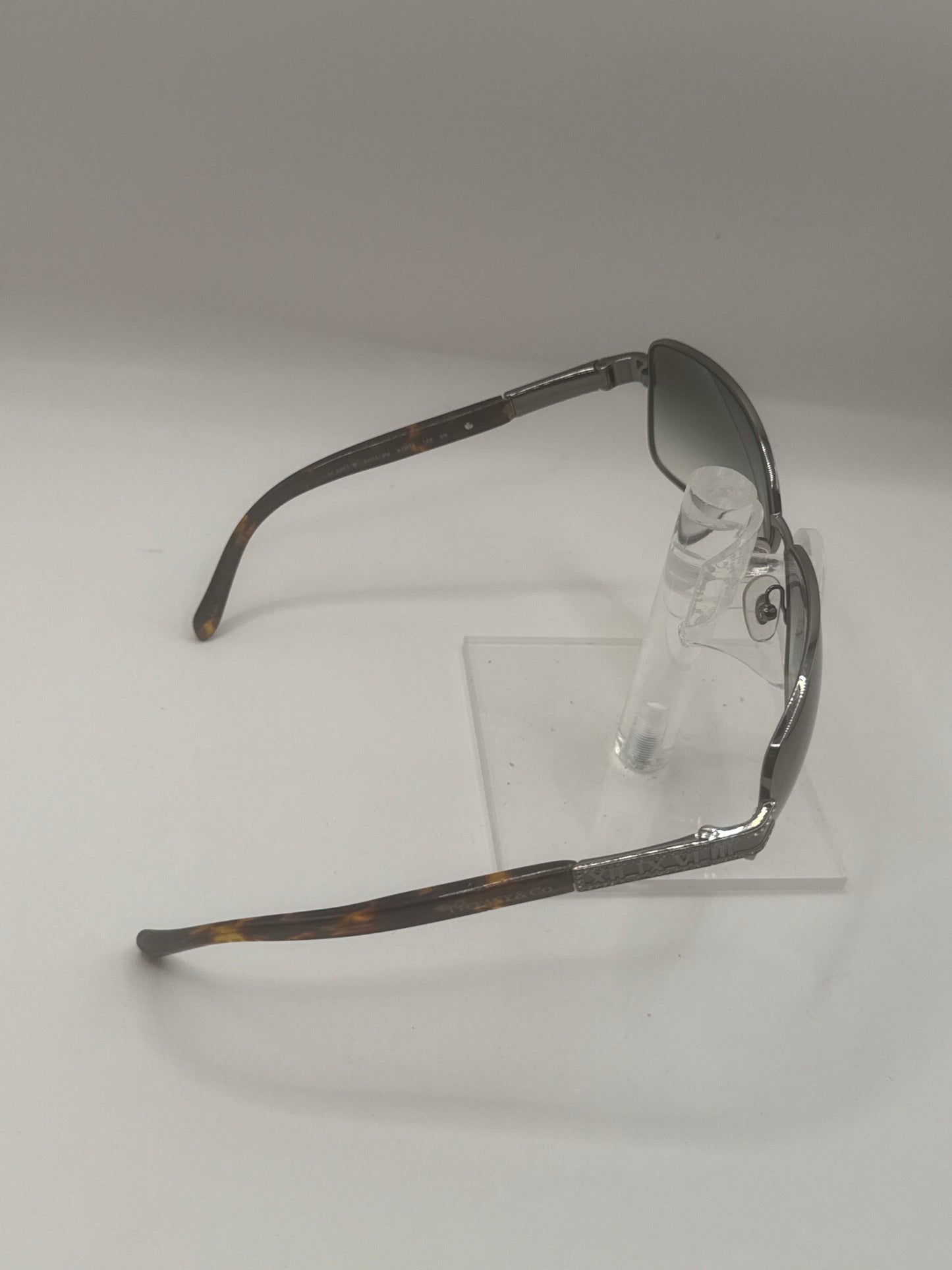 Tiffany 3001b Sunglasses in color 60033m