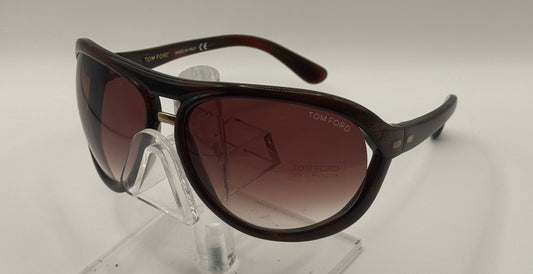Tom Ford Cameron Tf72 Sunglasses in color U43