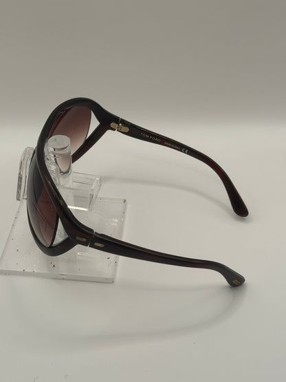 Tom Ford Cameron Tf72 Sunglasses in color U43