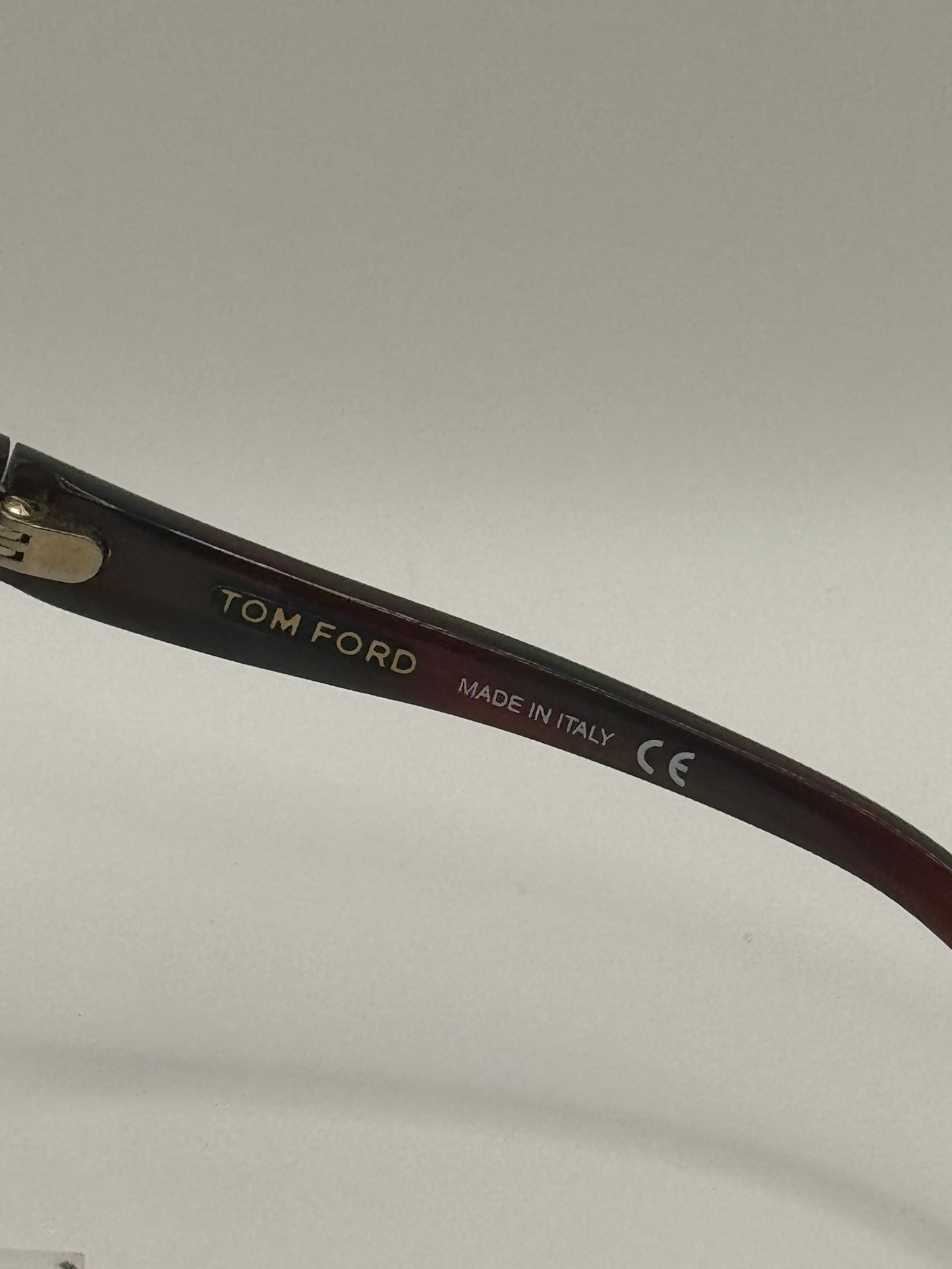 Tom Ford Cameron Tf72 Sunglasses in color U43