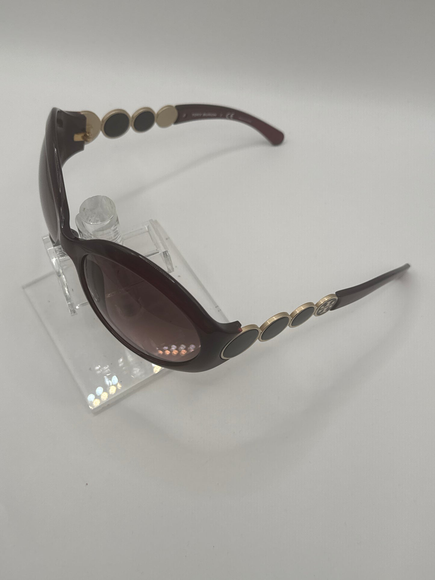 Tory Burch 9002 Sunglasses in color 83514