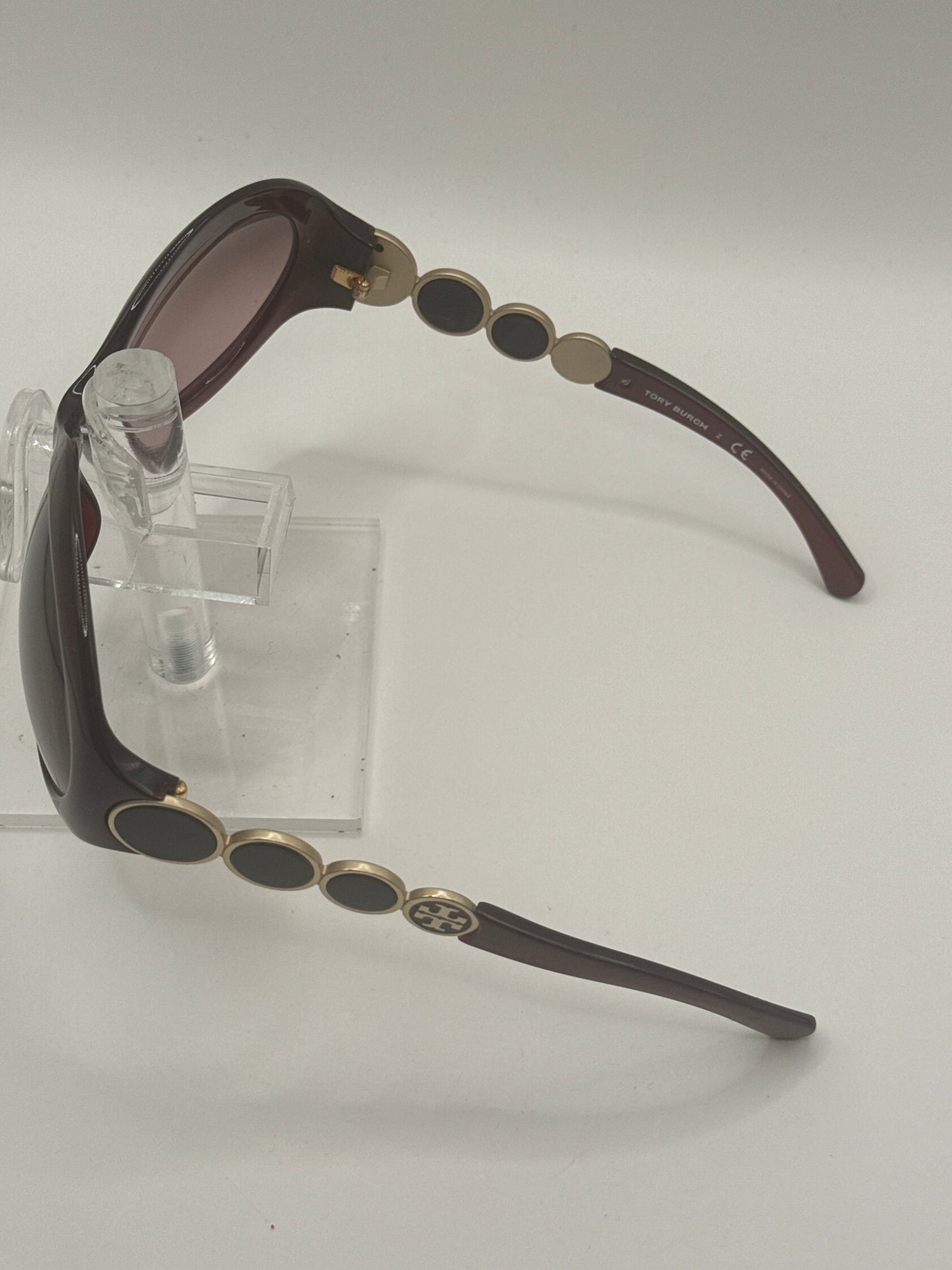 Tory Burch 9002 Sunglasses in color 83514