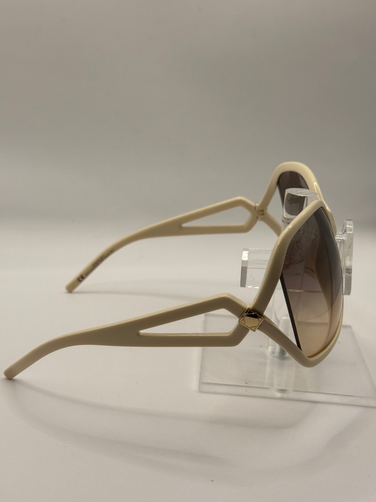 Christian Dior Madrague Sunglasses in color Szjfi