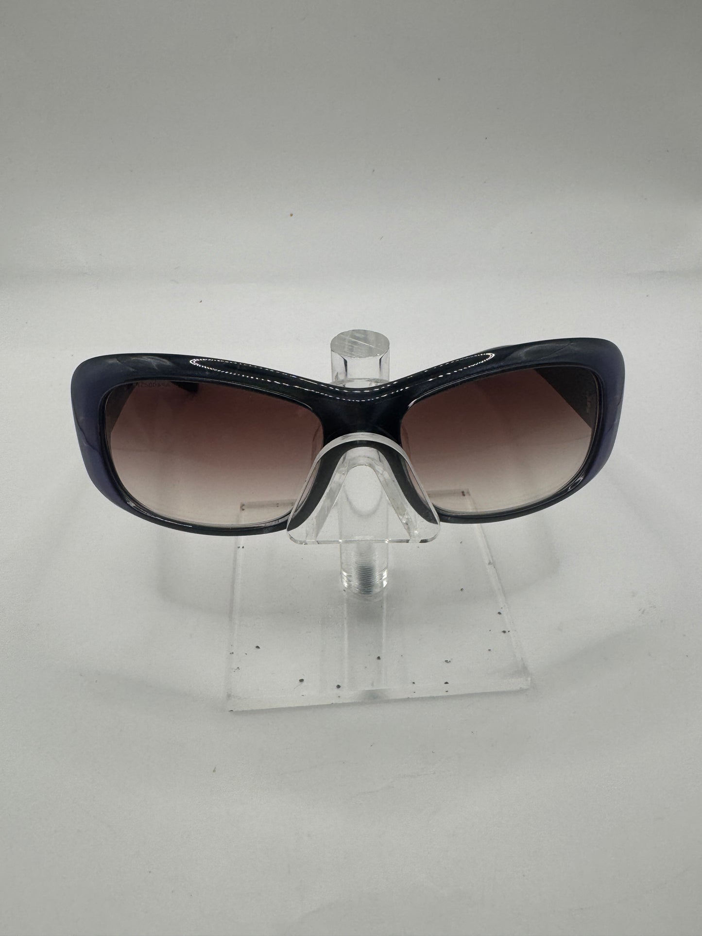 Prada Spr04l Sunglasses in color 7zo4v1