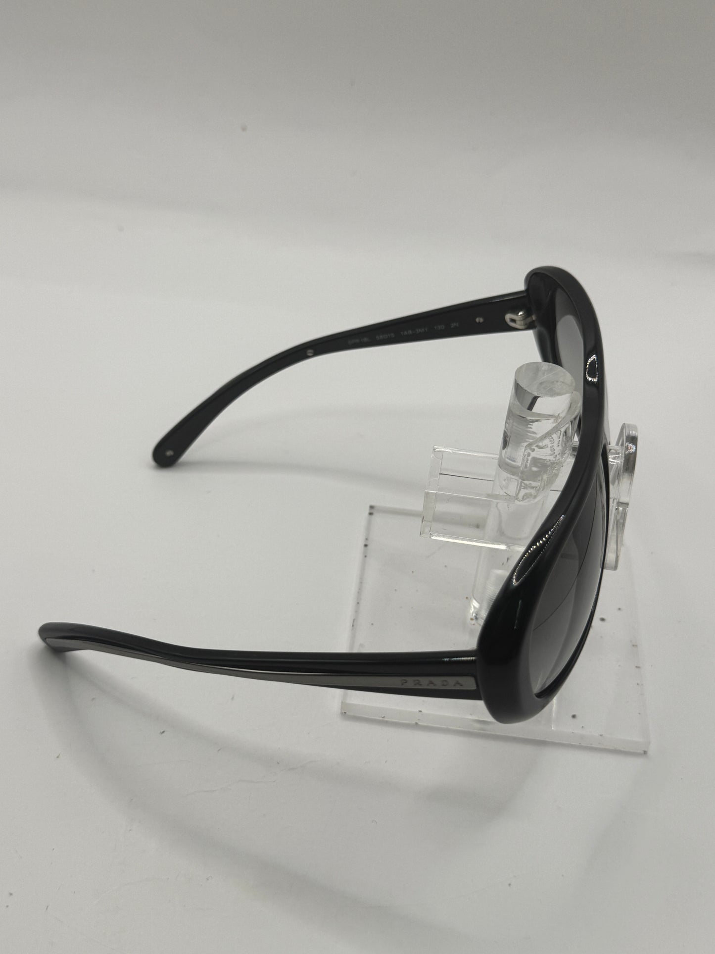 Prada Spr18l Sunglasses in color 1ab3m1