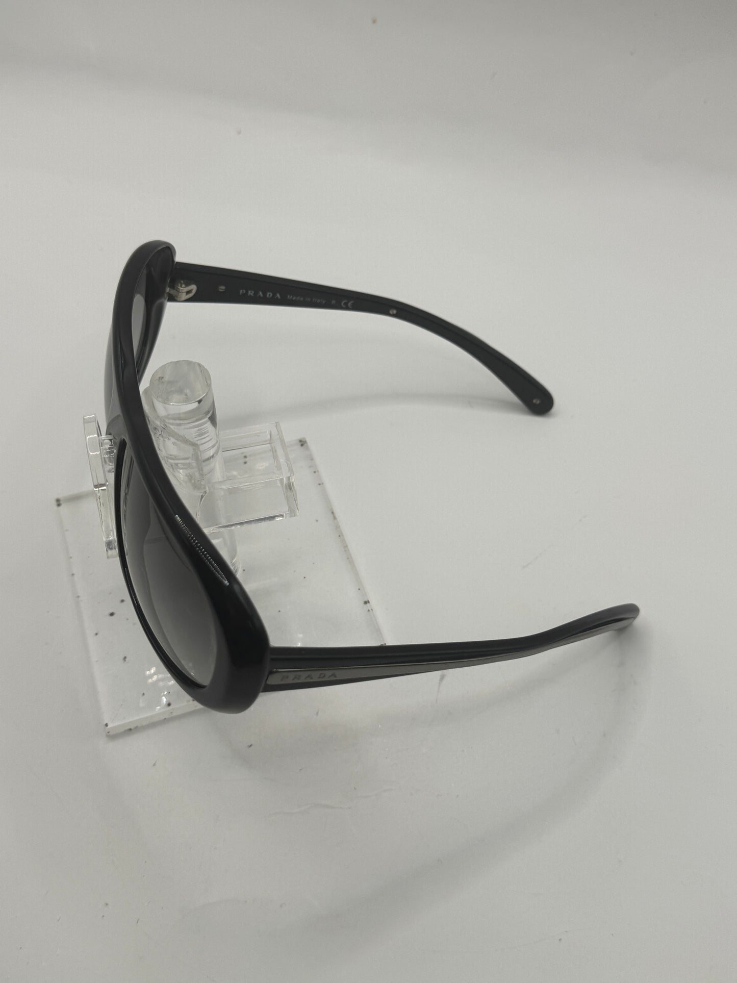 Prada Spr18l Sunglasses in color 1ab3m1
