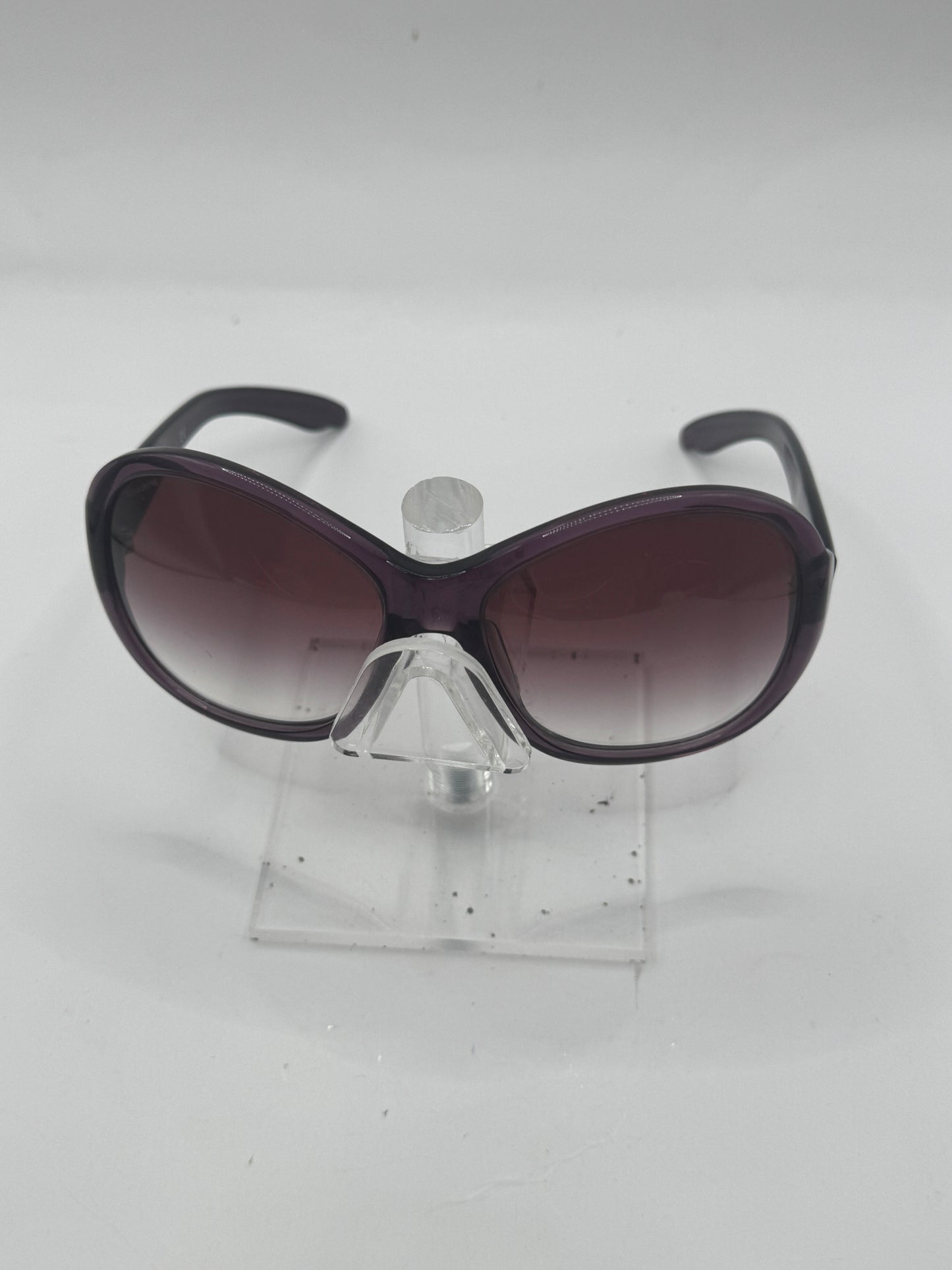 Prada Spr20l Sunglasses in color 7wr4v1