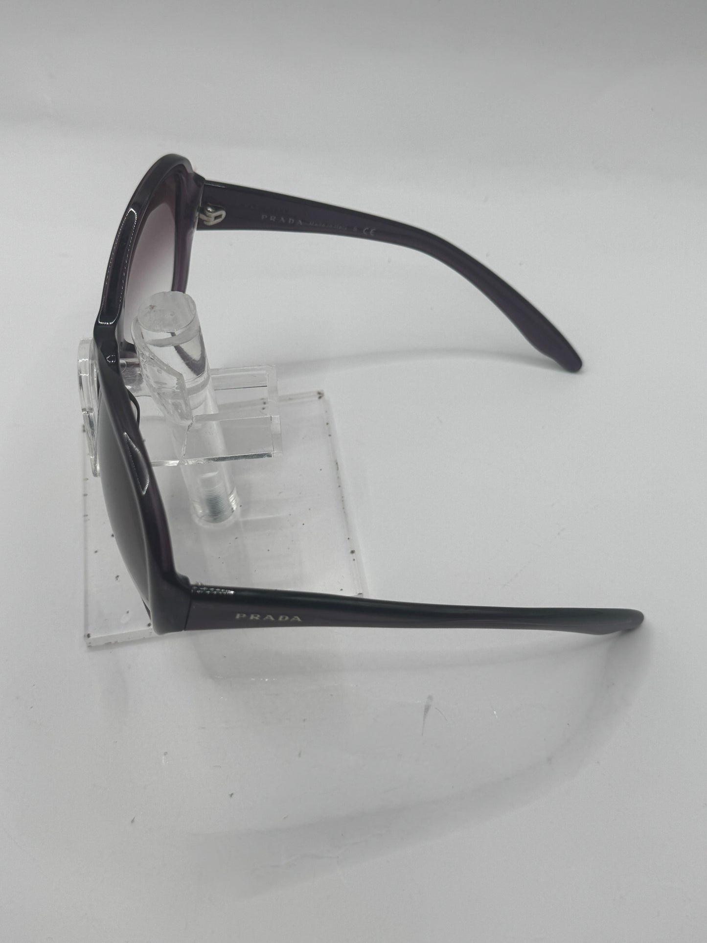 Prada Spr20l Sunglasses in color 7wr4v1