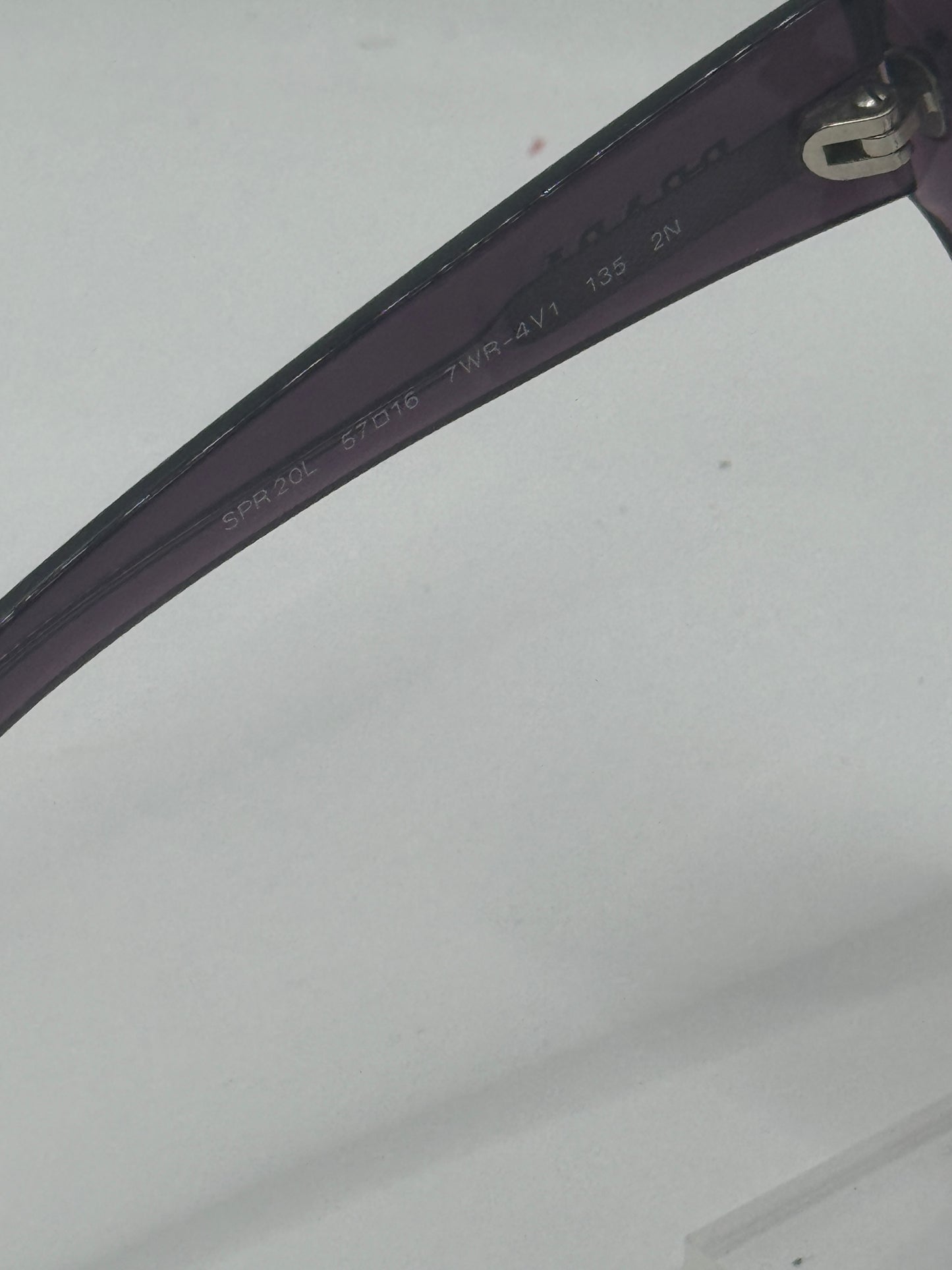 Prada Spr20l Sunglasses in color 7wr4v1