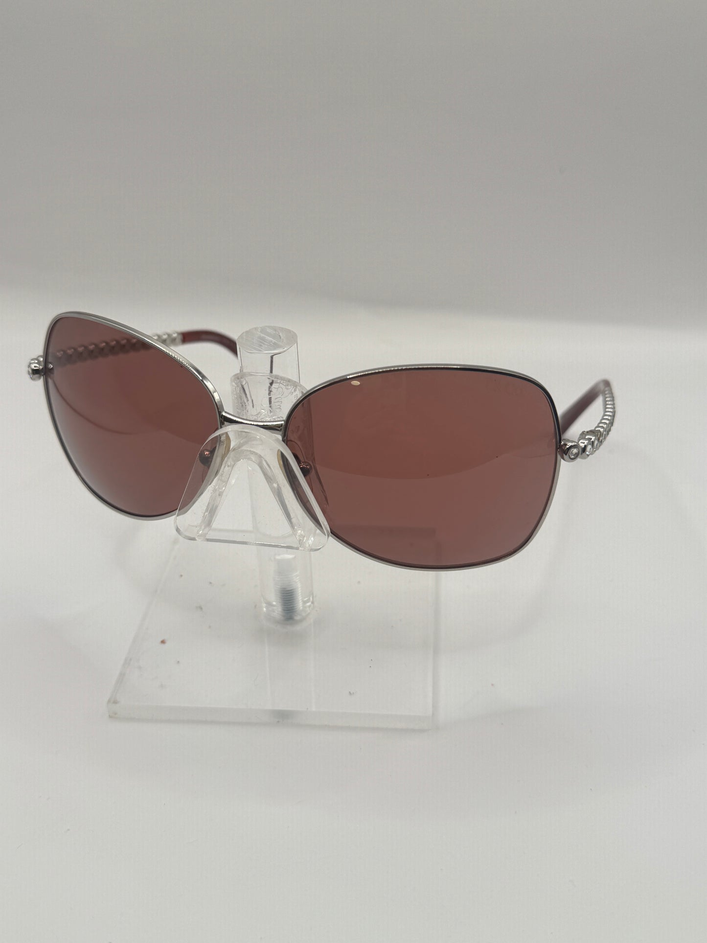 Tiffany 3006b Sunglasses in color 60013i