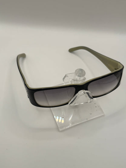 Vogue 2515b Sunglasses in color 158211
