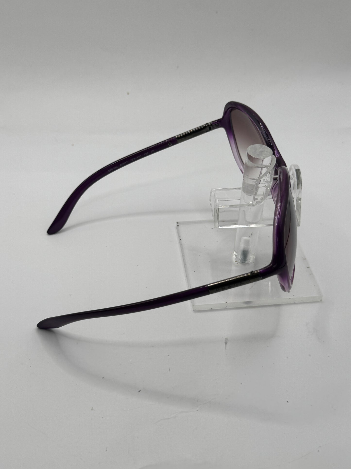 Prada Spr25l Sunglasses in color 7zx4v1