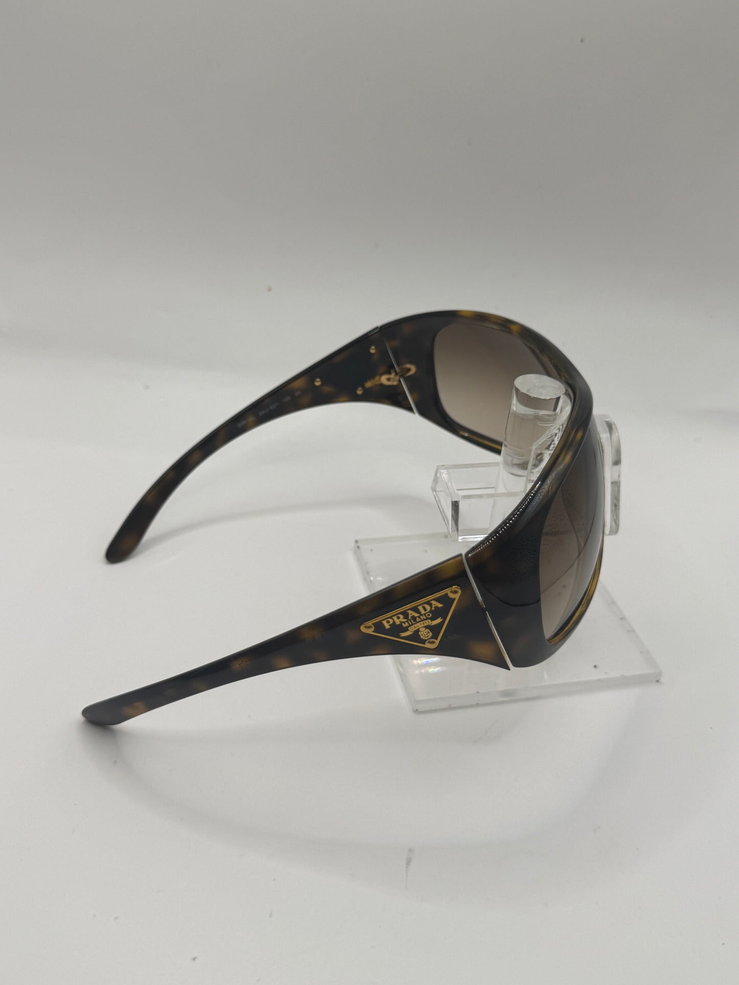 Prada Spr14l Sunglasses in color 2au6s1