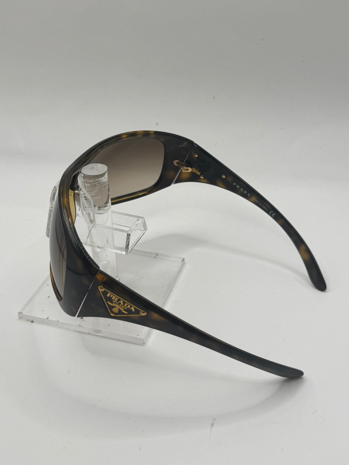 Prada Spr14l Sunglasses in color 2au6s1