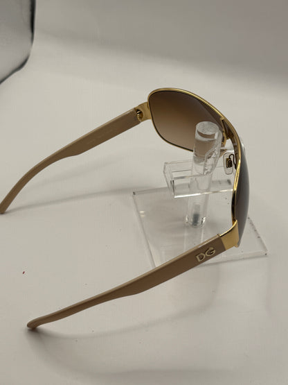 Dolce Gabbana 2039 Sunglasses in color 18913