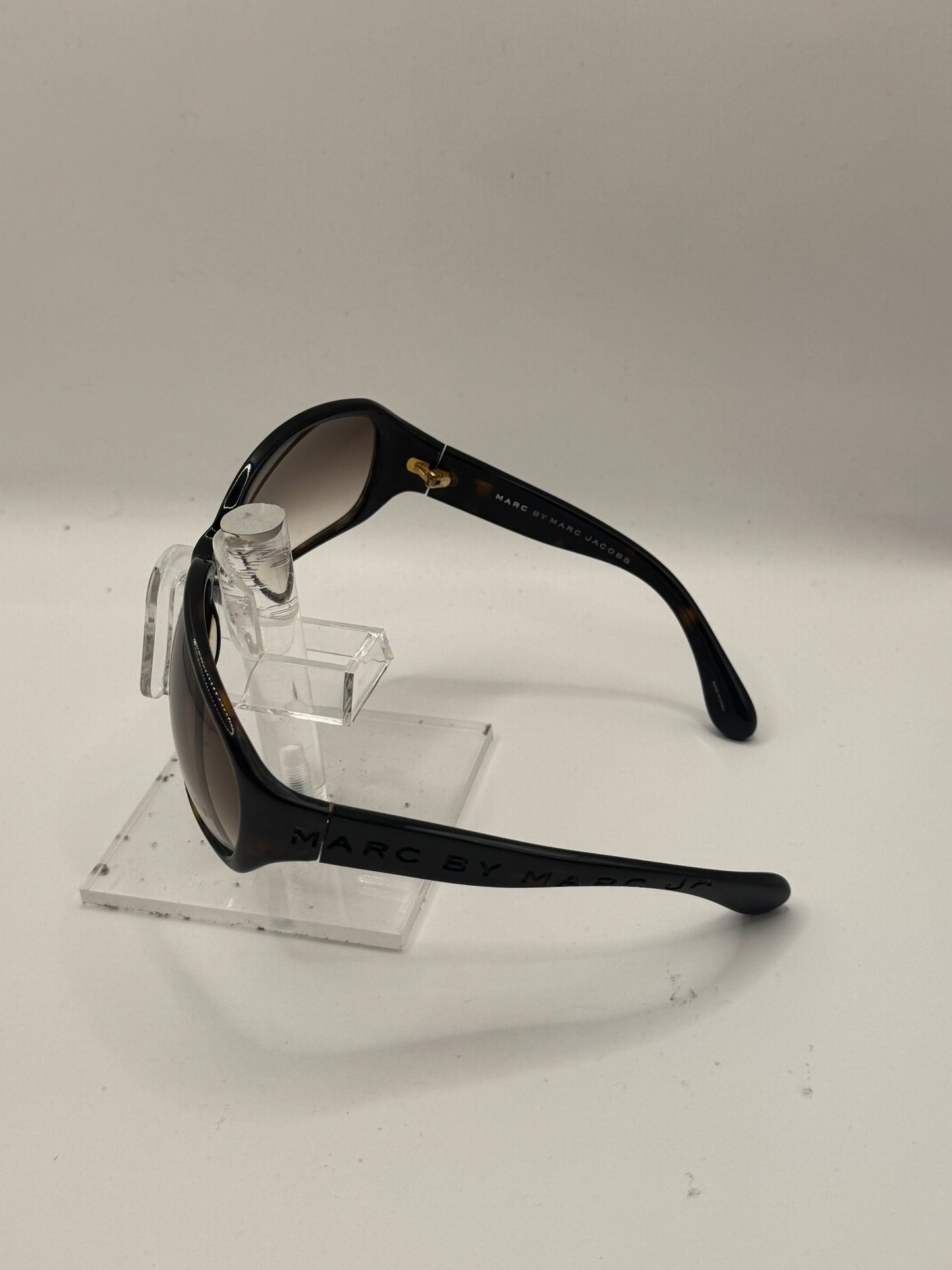 Marc By Mj 007 Sunglasses in color 08602