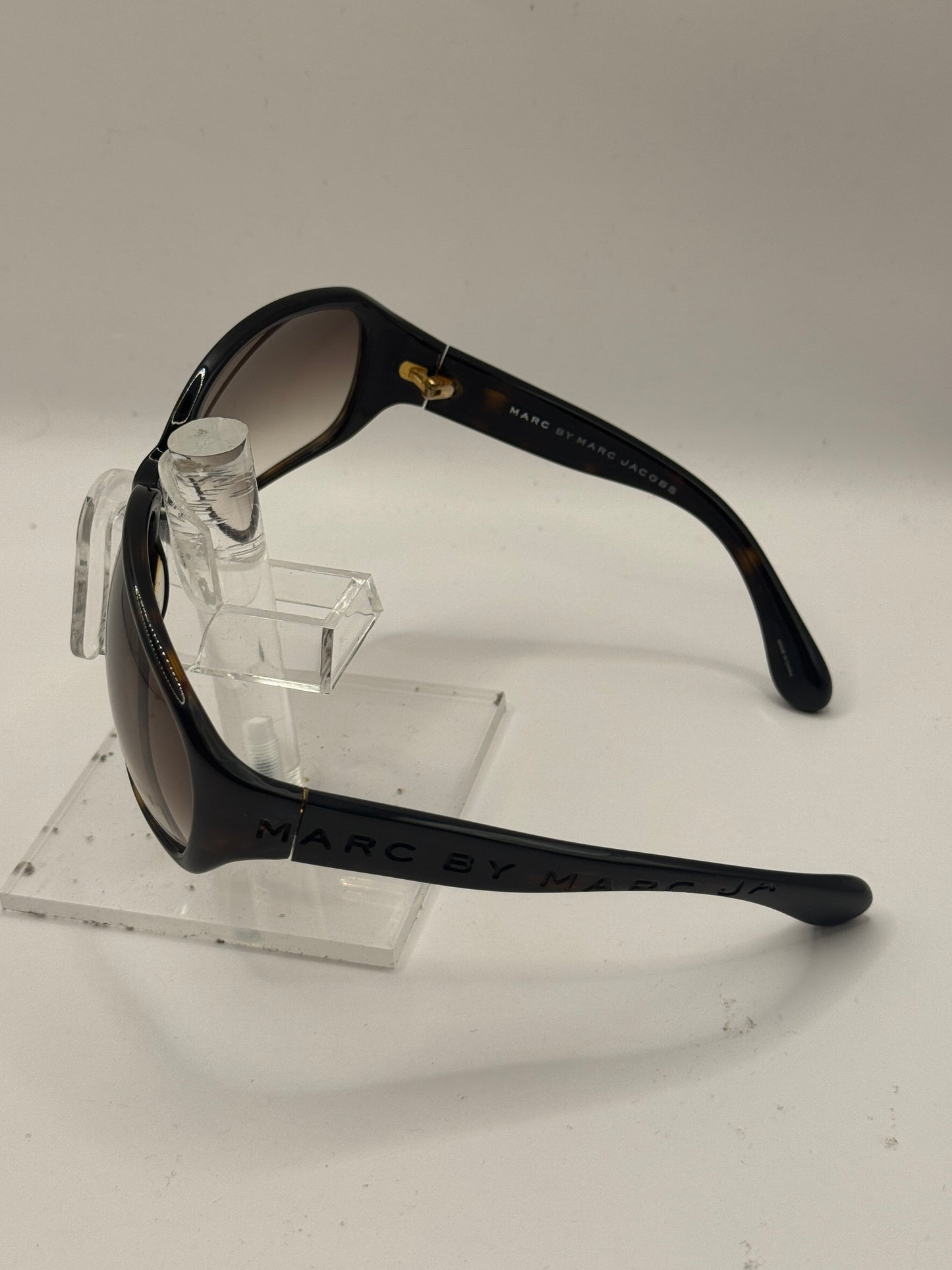 Marc By Mj 007 Sunglasses in color 08602