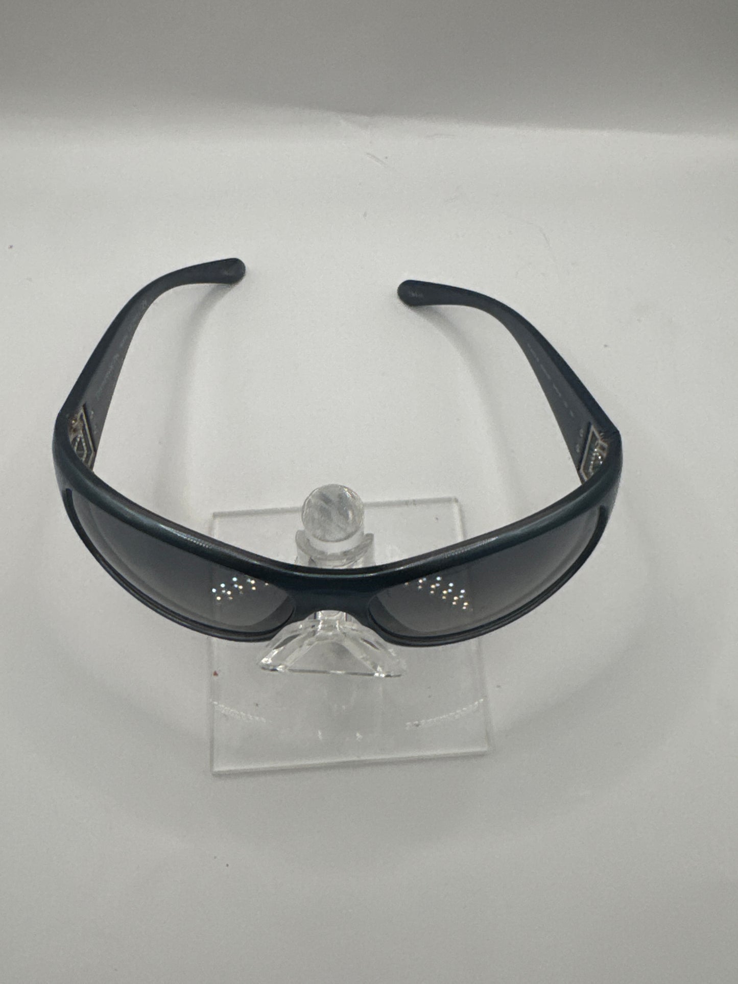Tiffany 4012b Sunglasses in color 80433c