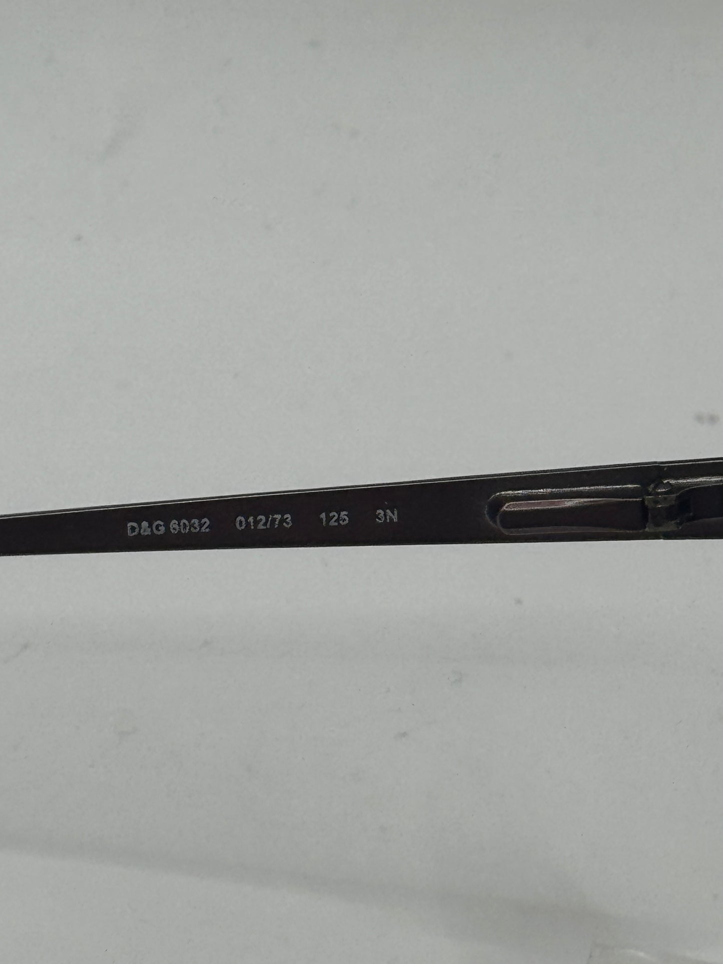 D&g 6032 Sunglasses in color 01273