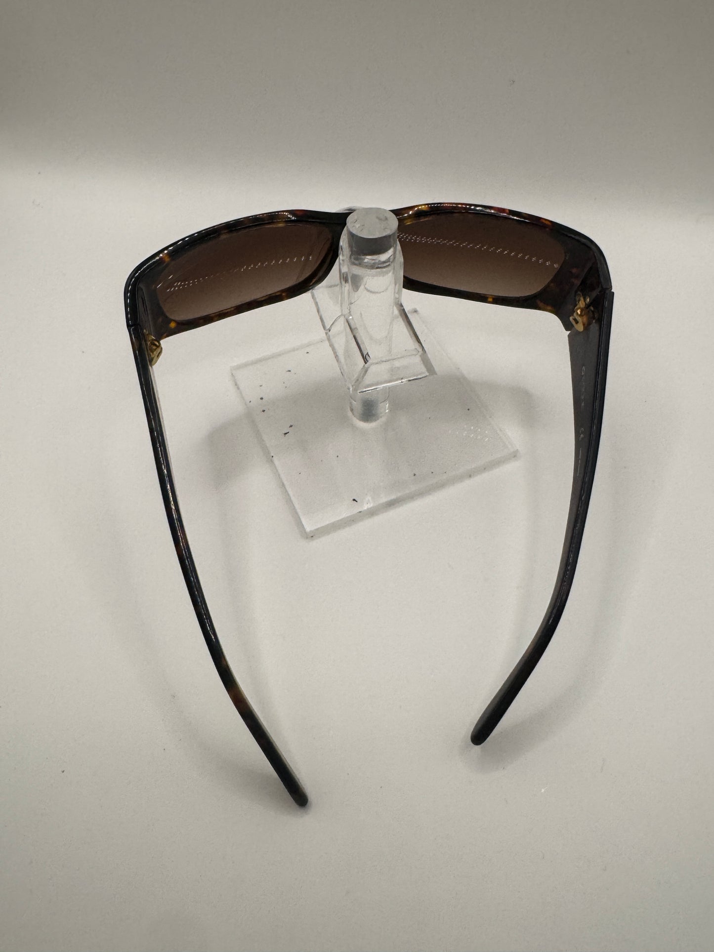 Vogue 2515b Sunglasses in color W65613