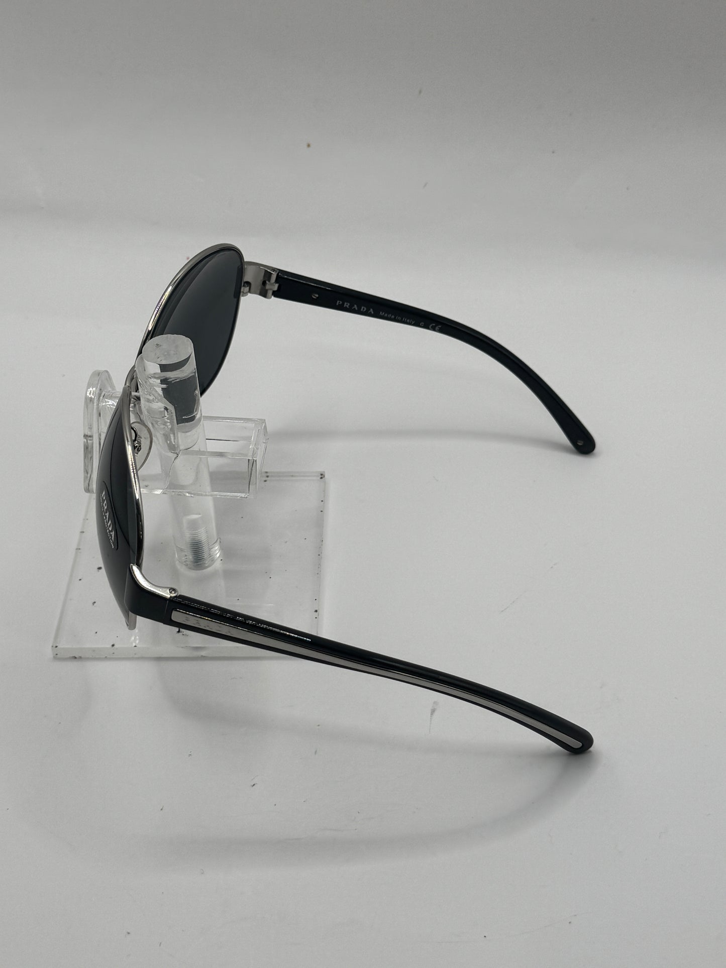 Prada Spr54l Sunglasses in color 1bc1a1