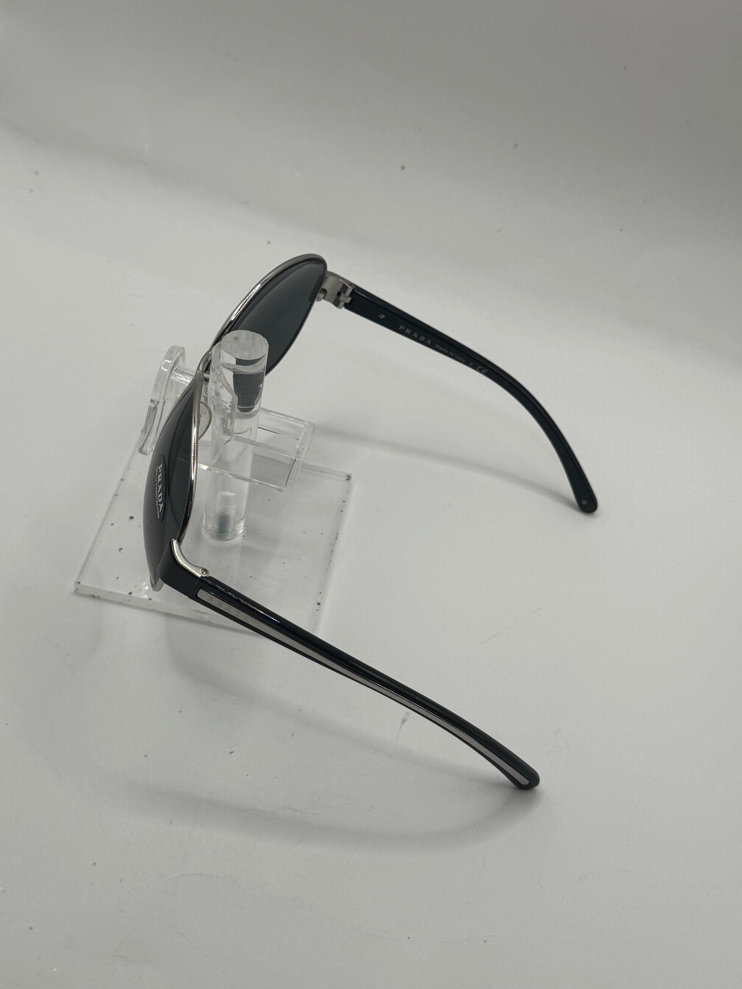Prada Spr54l Sunglasses in color 1bc1a1