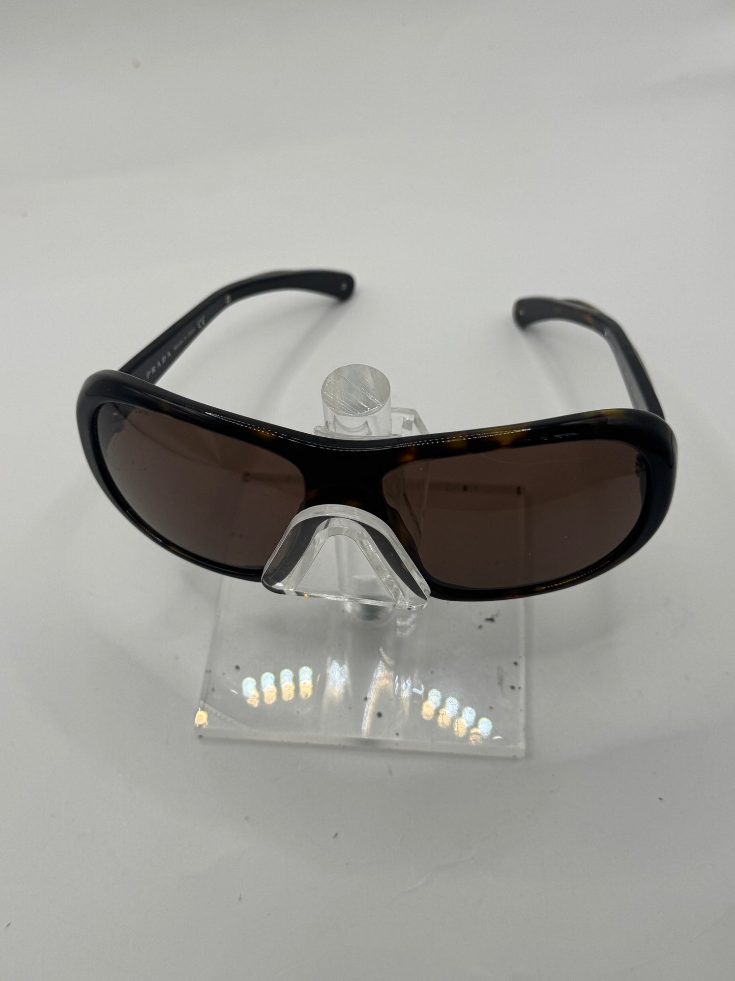 Prada Spr18l Sunglasses in color 2au8c1