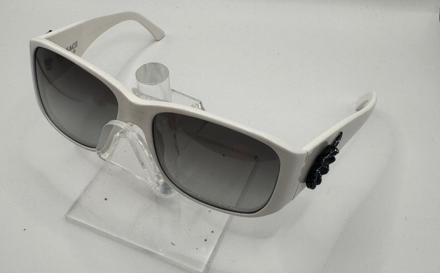 Versace 4148b Sunglasses in color 31411