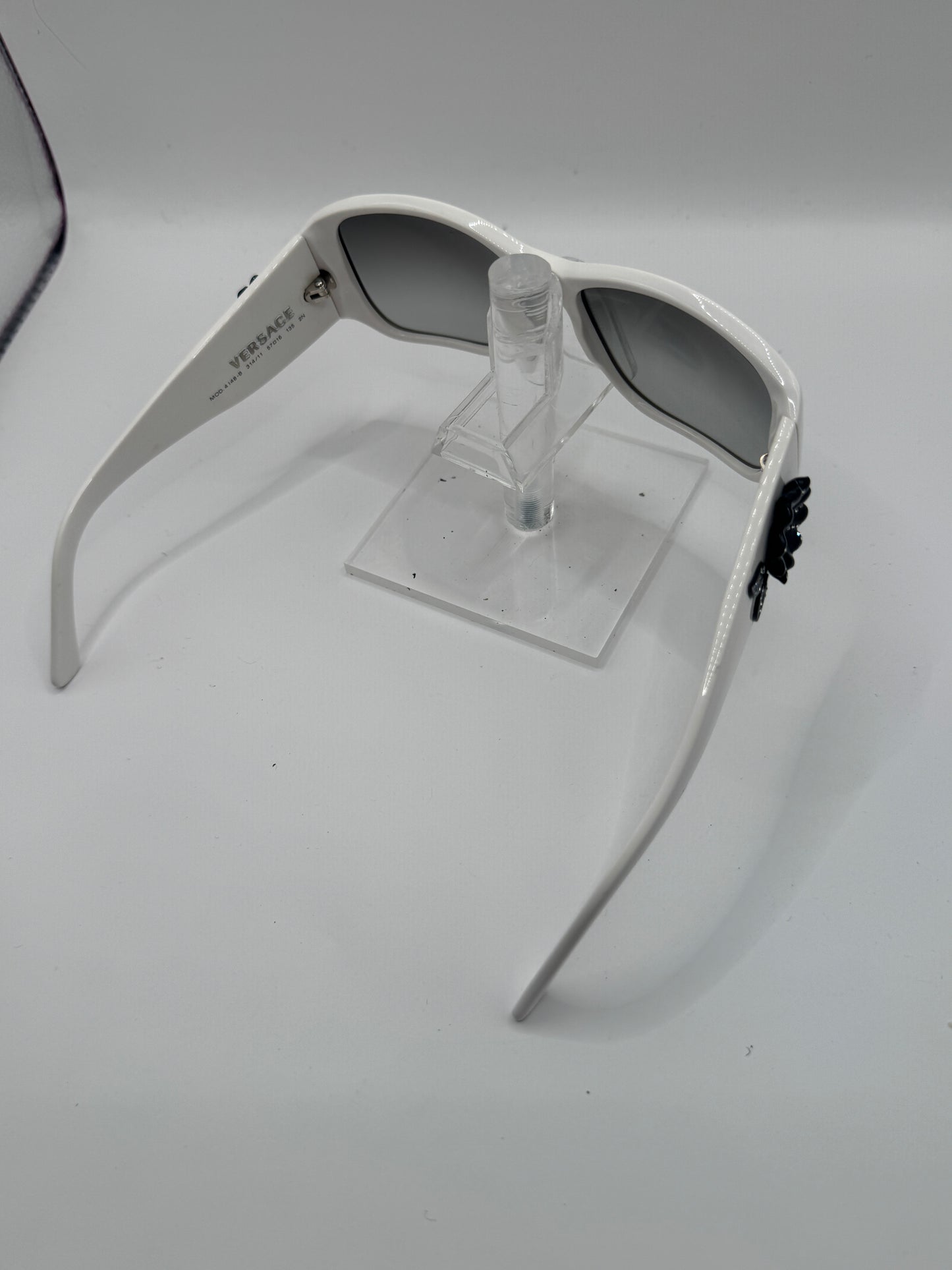 Versace 4148b Sunglasses in color 31411