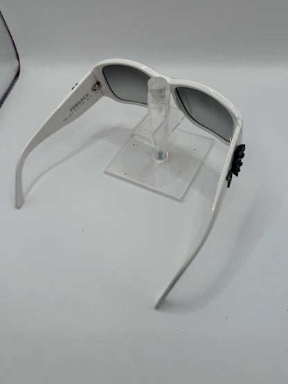 Versace 4148b Sunglasses in color 31411