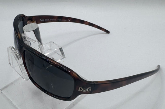 D&g 2200 Sunglasses in color 0b5