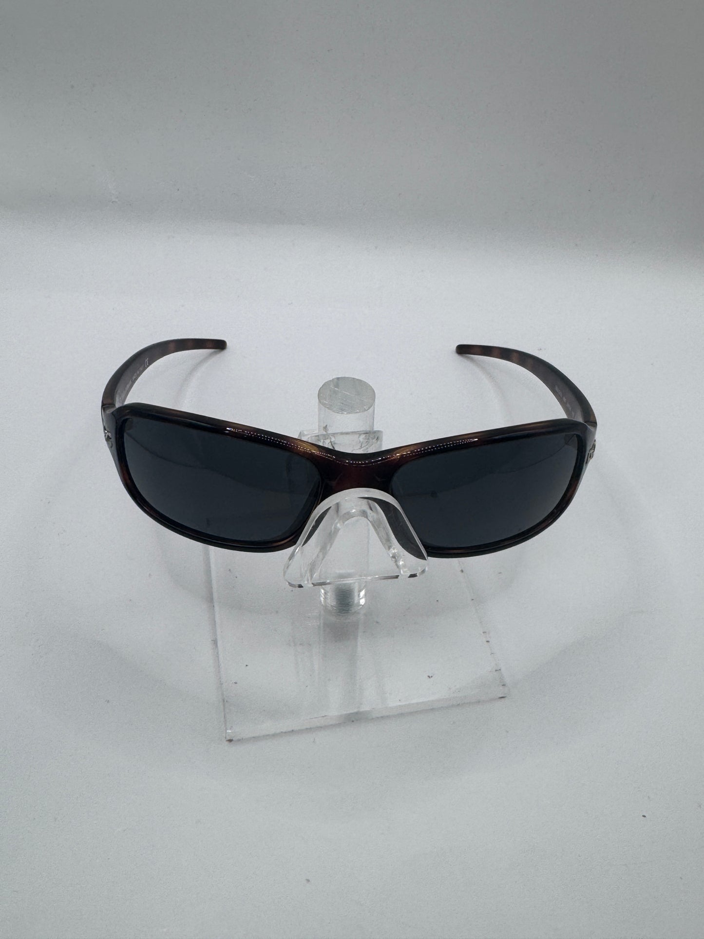 D&g 2200 Sunglasses in color 0b5