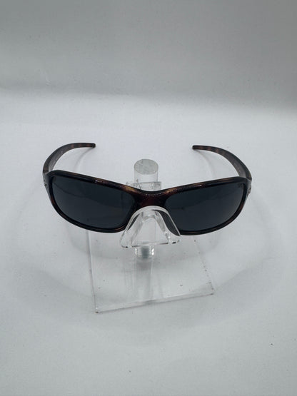 D&g 2200 Sunglasses in color 0b5