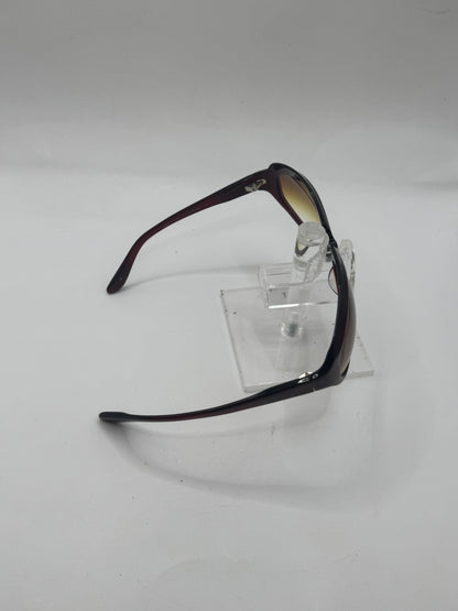 Oliver Peoples La Donna Sunglasses in color Si
